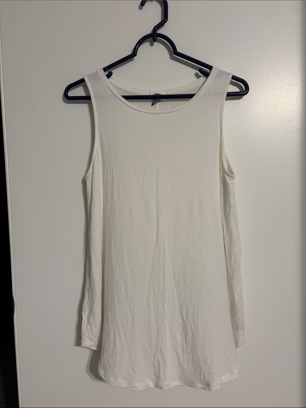 Old Navy White Women's Sleeveless Tank